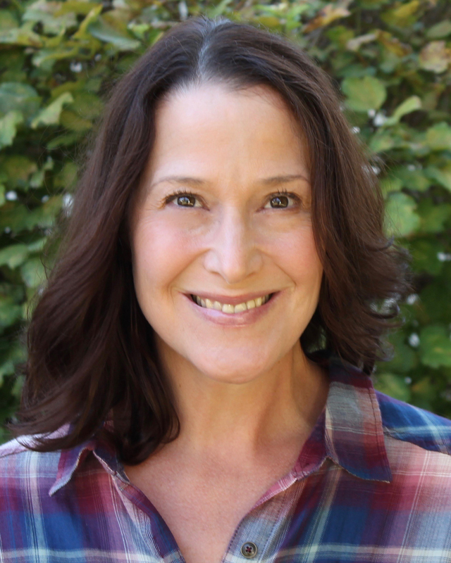 Anne_DeFazio